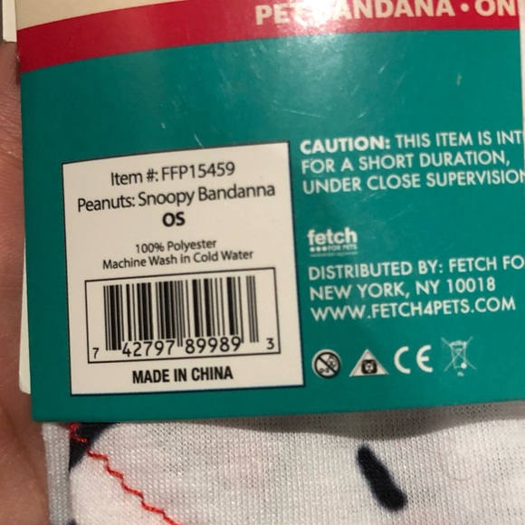 NEW Pet Peanuts Snoopy Bandana in Red and White - Picture 2 of 4